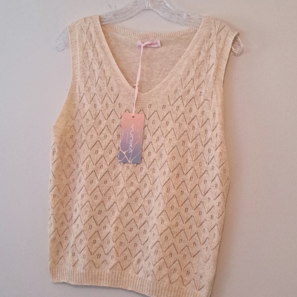 Cotton blend knit vest